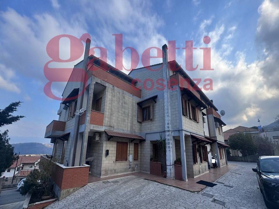 Three-Level Detached House with Terrace in Cerisano - 5