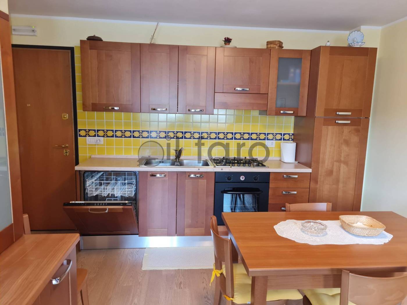 Zařízený apartmán 3+kk v Residenza Arena v centru Tarvisia - 4