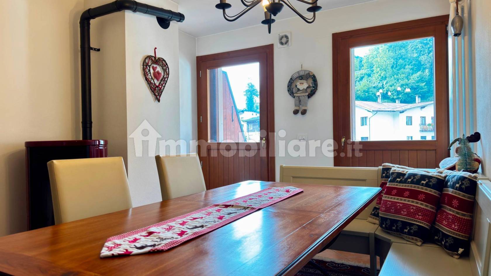 Apartmán 2+kk s panoramatickou terasou a garáží v Tarvisiu - 4