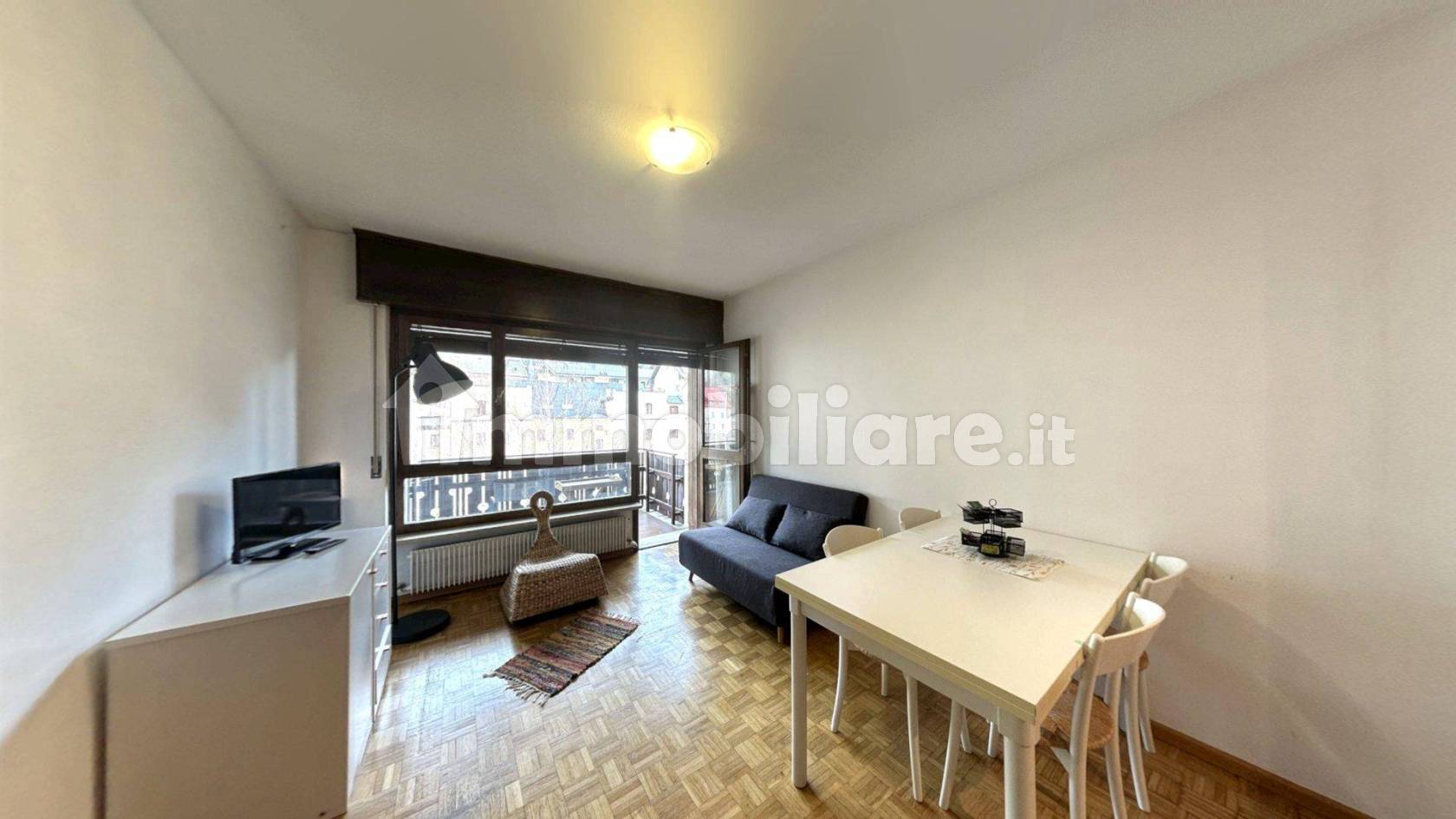Apartmán 3+kk s terasou u sjezdovek v Tarvisiu - 2