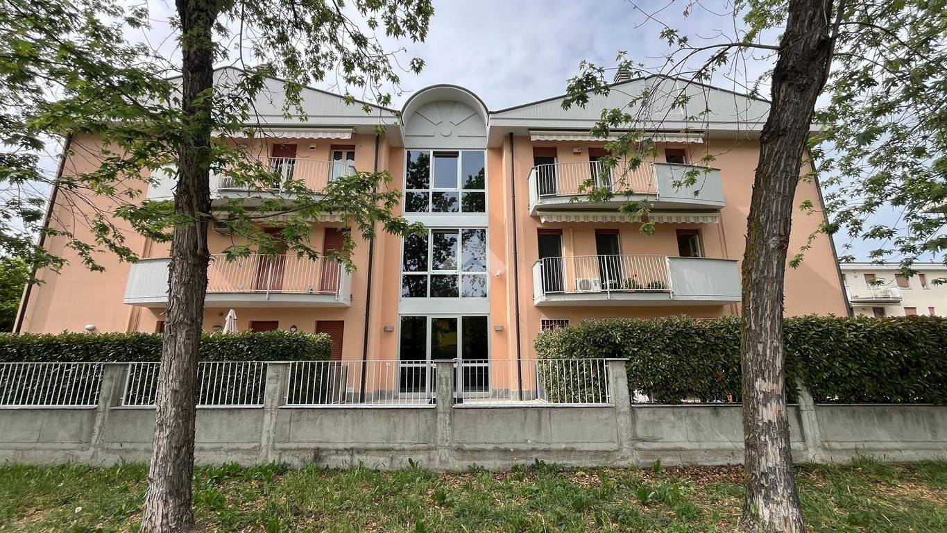 Modern One-Bedroom Apartment with Balcony and Cellar in Lodi Fanfani