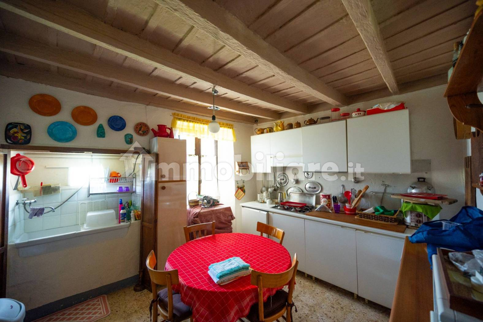Historic Rustic Property to Renovate with Large Garden in Trescore Balneario - 3
