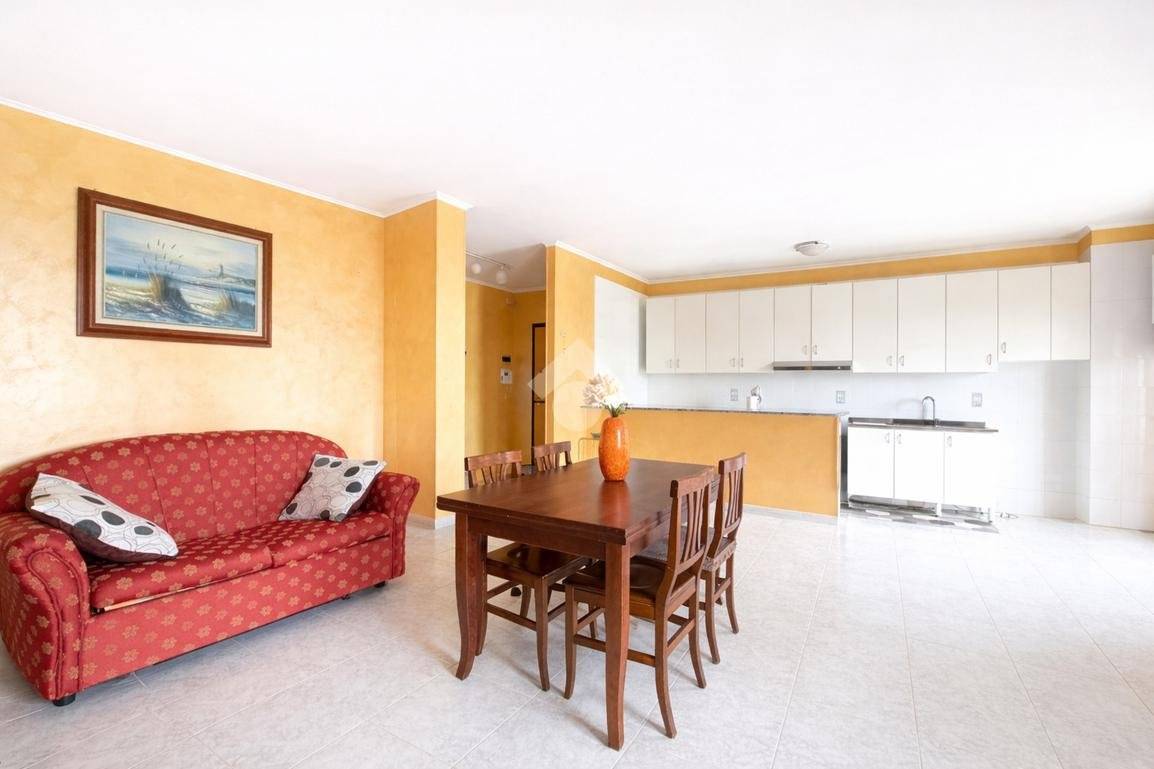 Four-Room Apartment with Garage and Parking in San Severo - 5