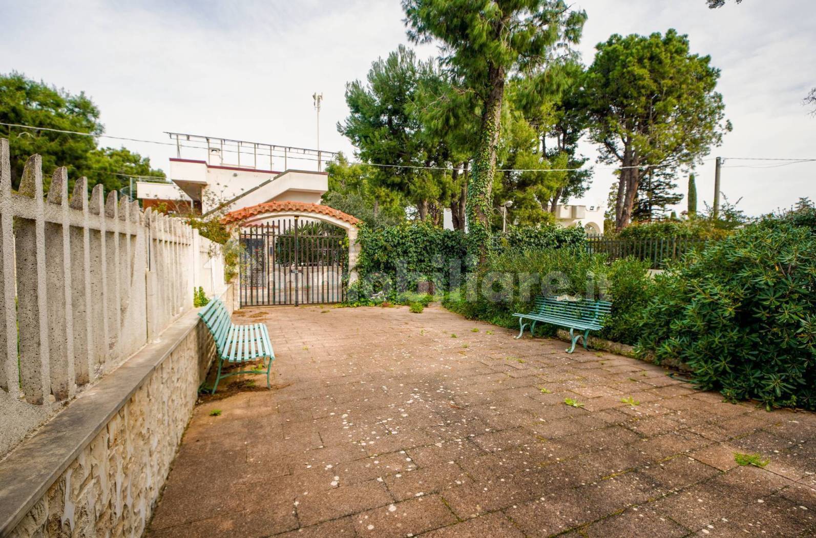 Rodinná vila v Conversanu, Viale Discesa del Monte