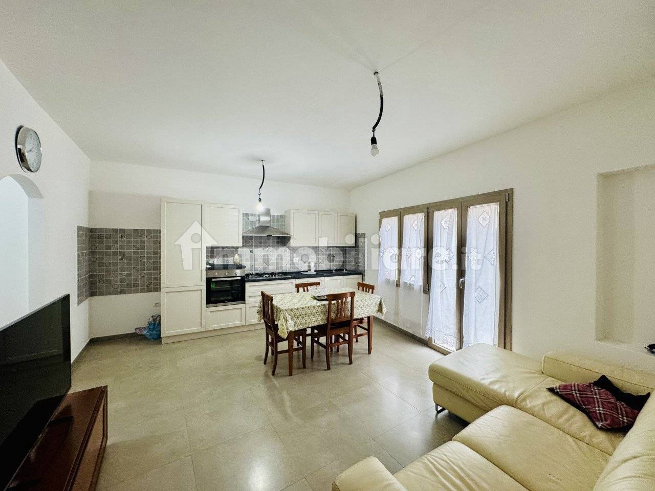 Renovated Three-Room Apartment with Balcony in Siniscola