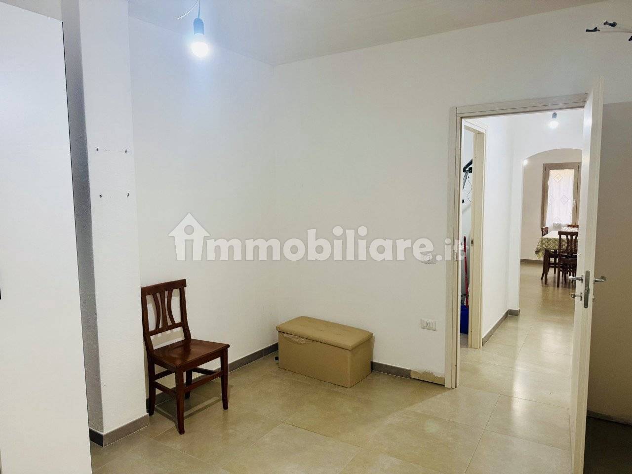 Renovated Three-Room Apartment with Balcony in Siniscola - 4