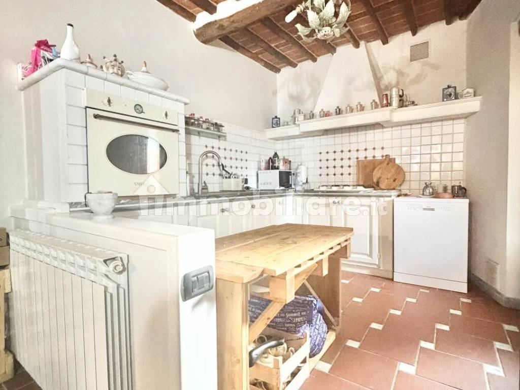 Zrekonstruovaný rustikální dům se zahradou v Quiese - 3