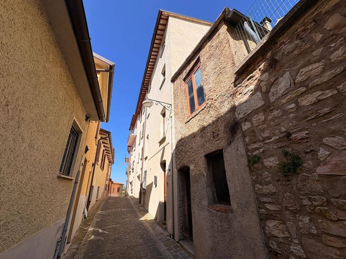 Townhouse in Central Gualdo Tadino