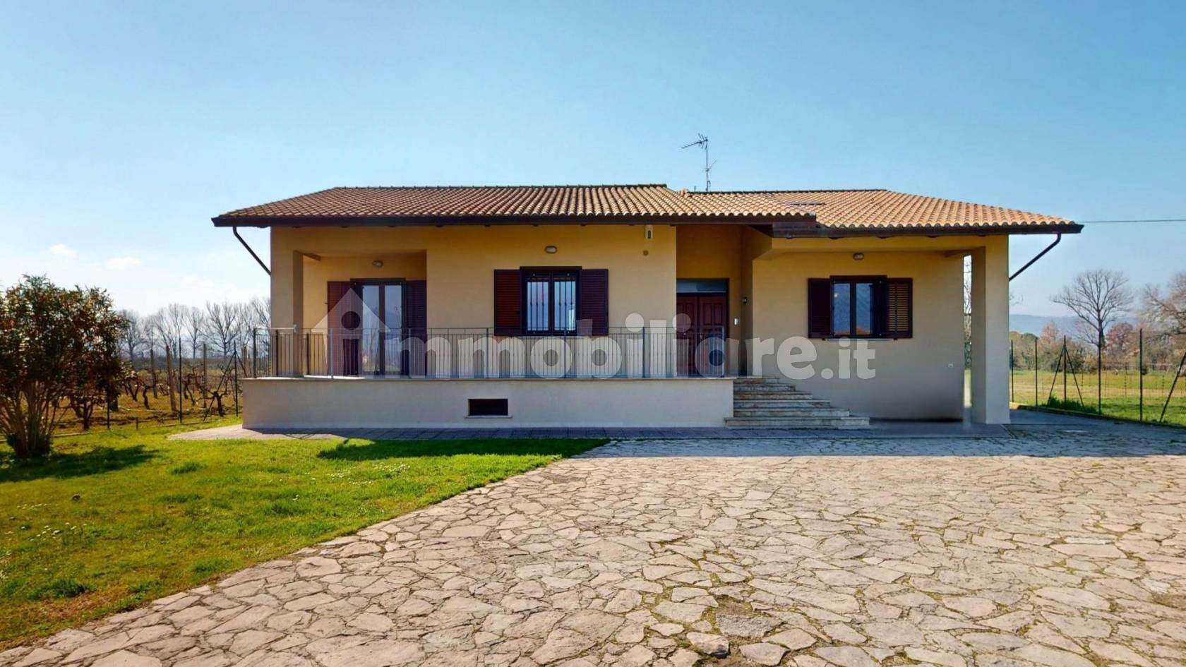 Villa in Cannara on Via Sant'Angelo