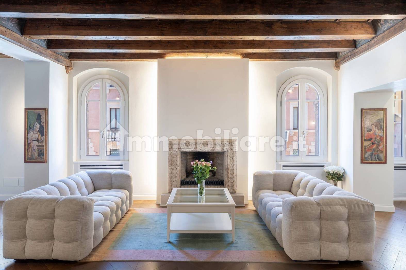 Restored Noble Floor Apartment in Historic Verona Palazzo