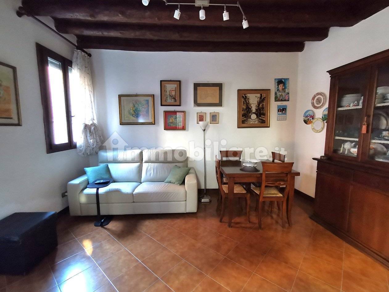 Samostatný dům ve veneztske čtvrti Castello - 2